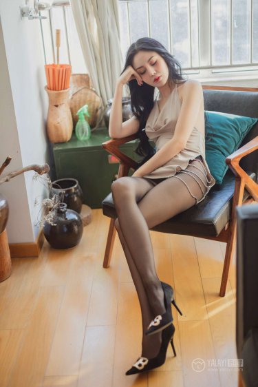小楼又东风免费观看电视剧